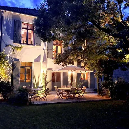 Maison De Famille A Βίλα *