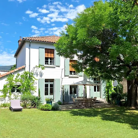 Maison De Famille A Villa Millau
